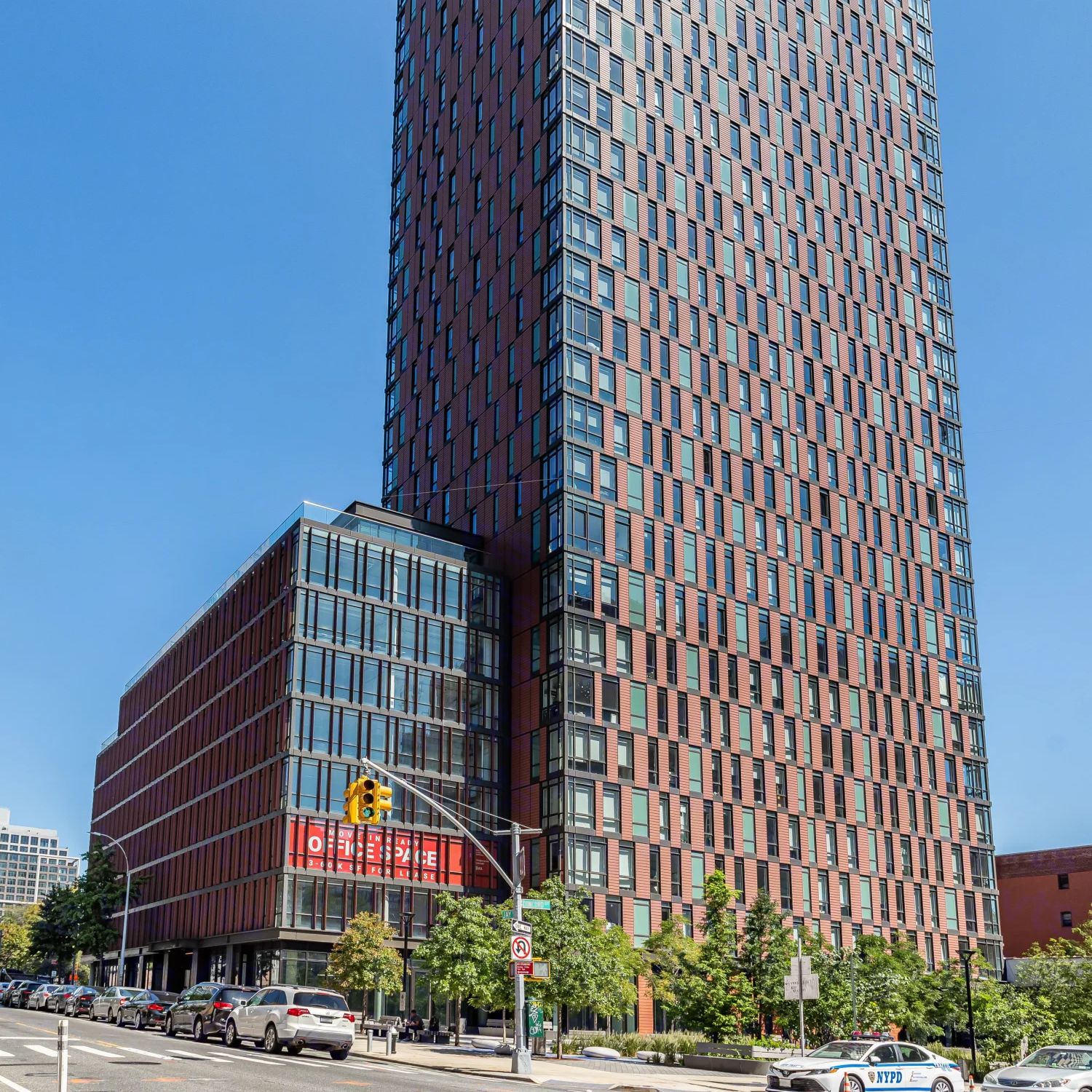 <p class="text-size-header-32">Building Features</p> at 203 Jay Street