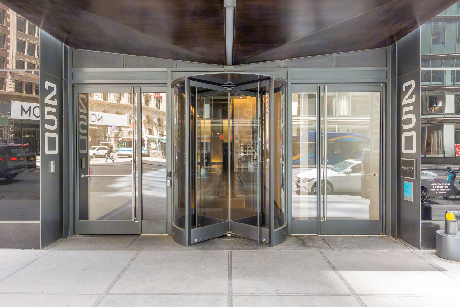 250 West 57th Street, New York, NY Commercial Space for Rent | VTS