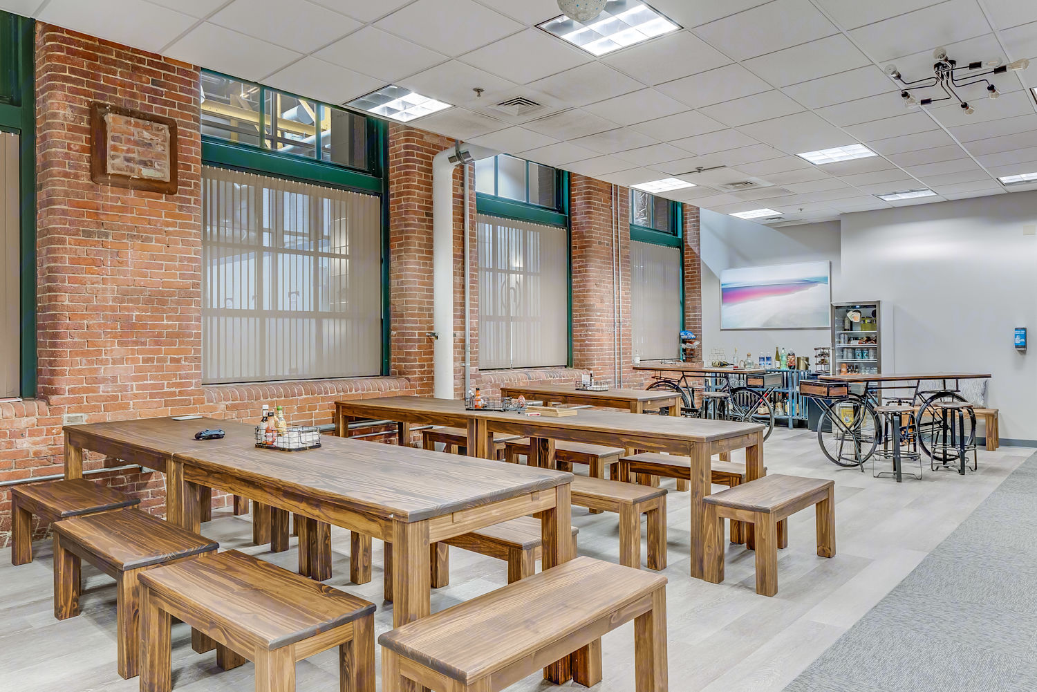 Main Area 1, Partial 2nd Floor, Suite 2-102, One Kendall Square - Building 200, 1 Hampshire Street