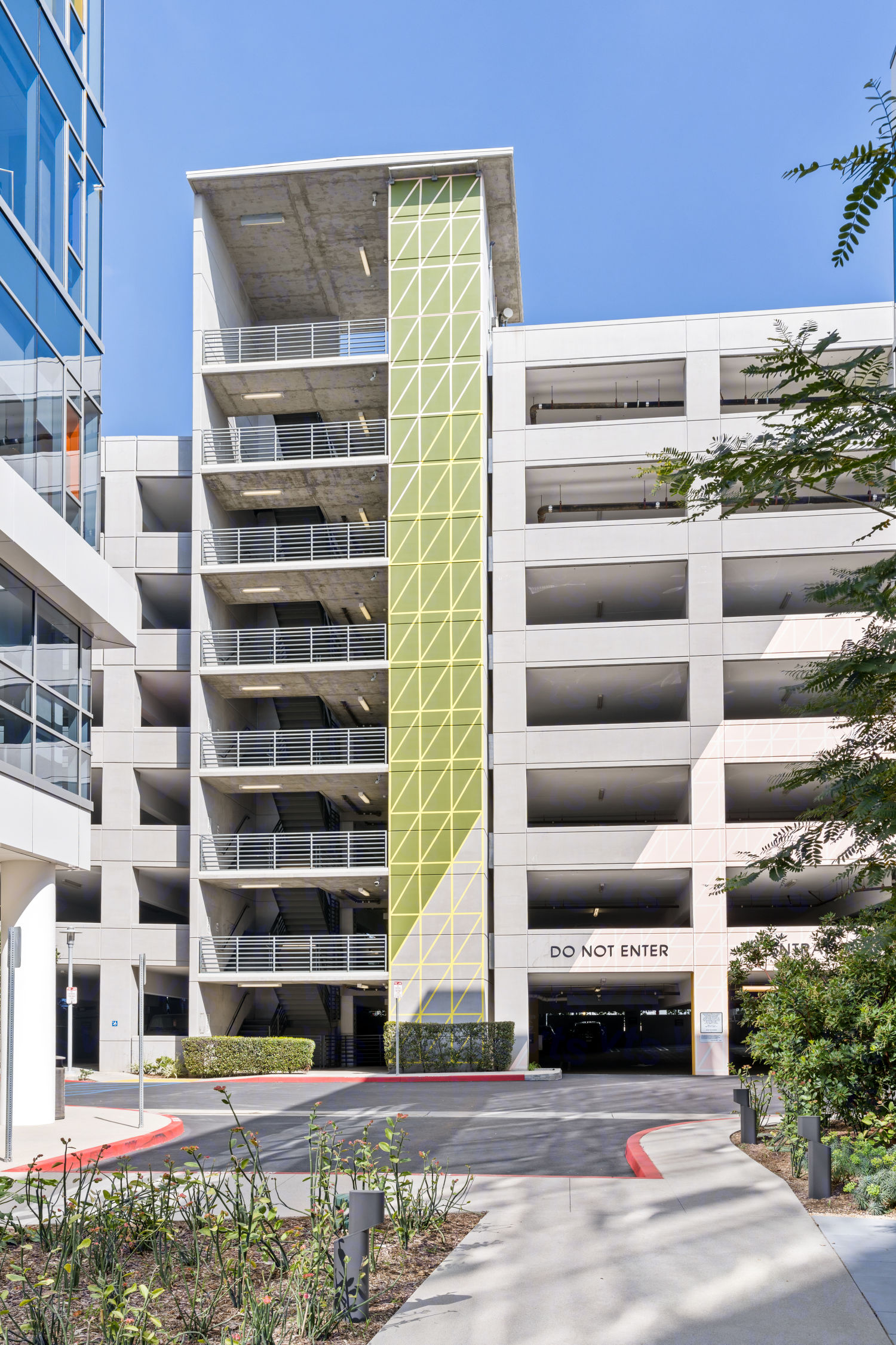 BASE, 959 Seward Street