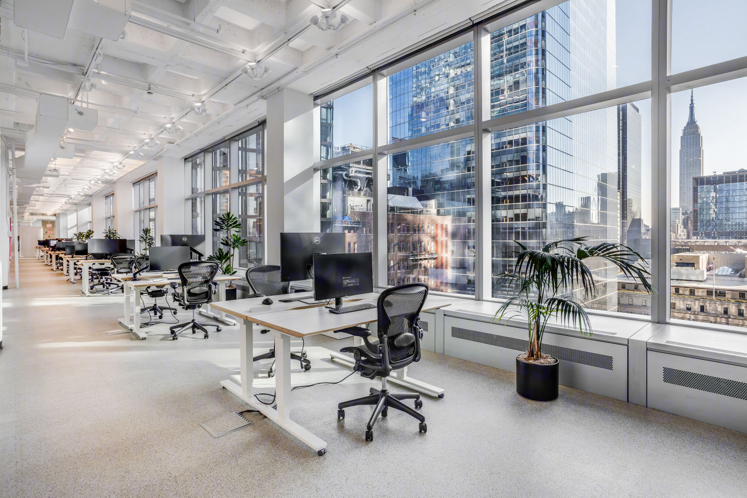 Entire 11th Floor, Suite 1100 Commercial Space for Rent at 450 West