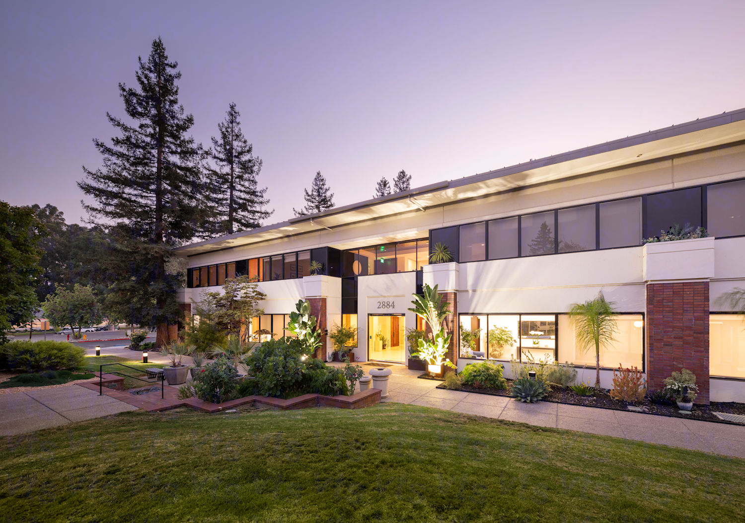 Building Photo of The Commons - 2882-2884 Sand Hill Road