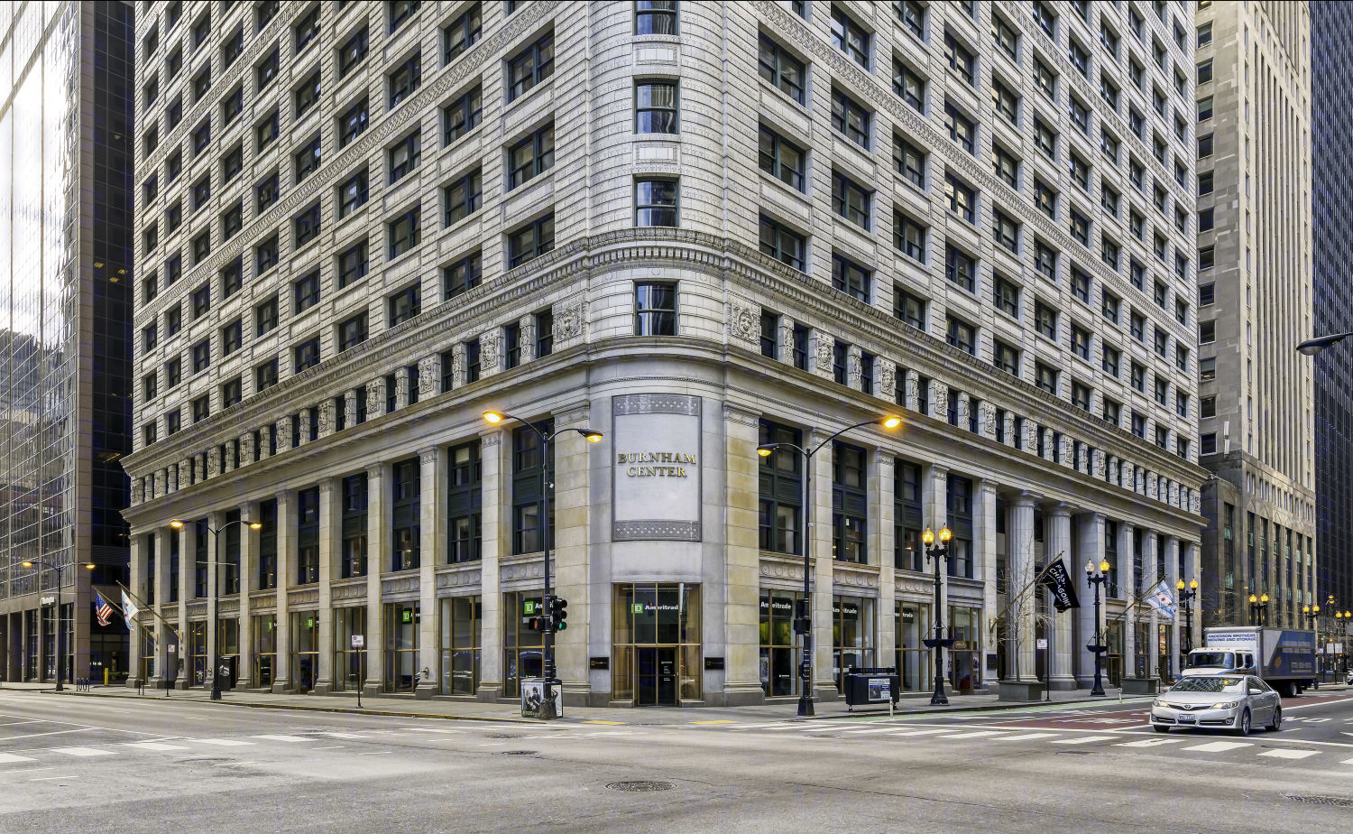 Burnham Center - 111 West Washington Street, Chicago, IL Commercial ...