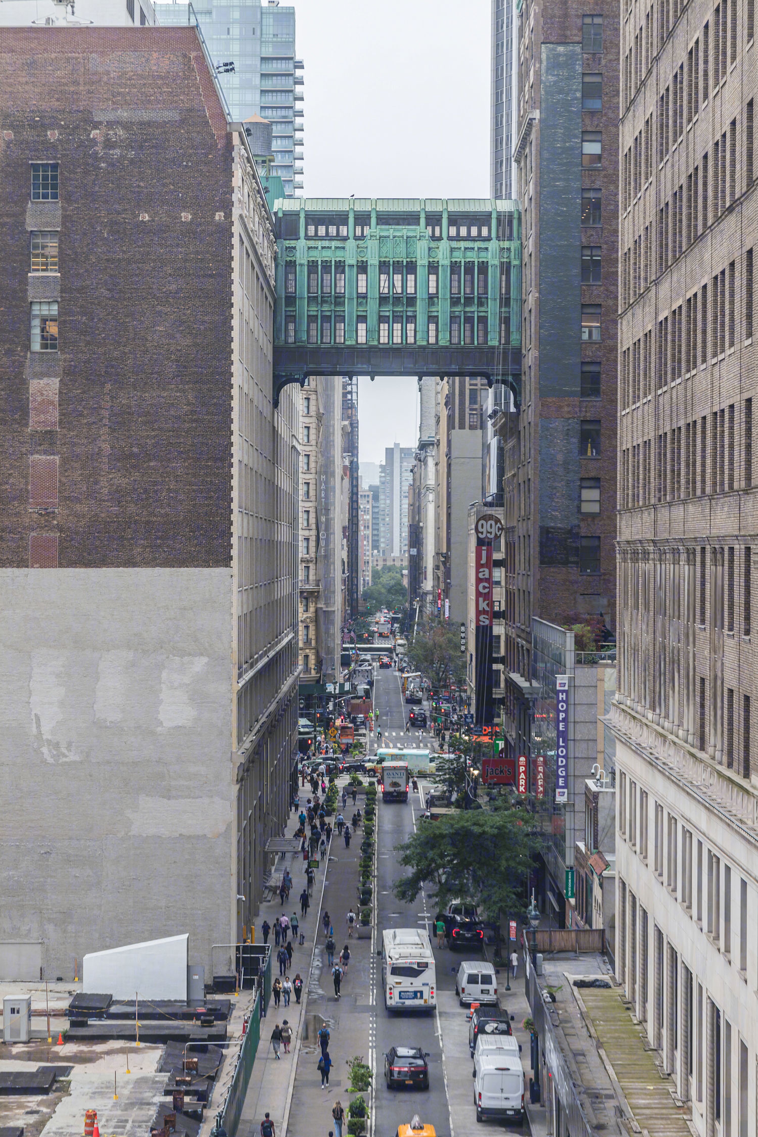 Entire 5th Floor, PENN 2, Two Penn Plaza