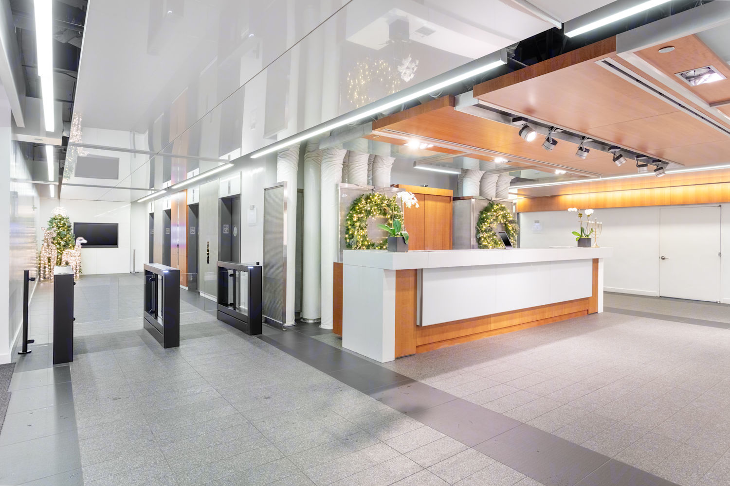 747 Third Avenue, New York, NY Commercial Space for Rent | VTS