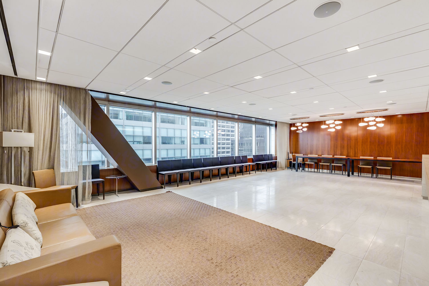 Entire 31st Floor, Suite E31 Commercial Space for Rent at Entire 31st Floor, Suite E31 Commercial Space for Rent at
