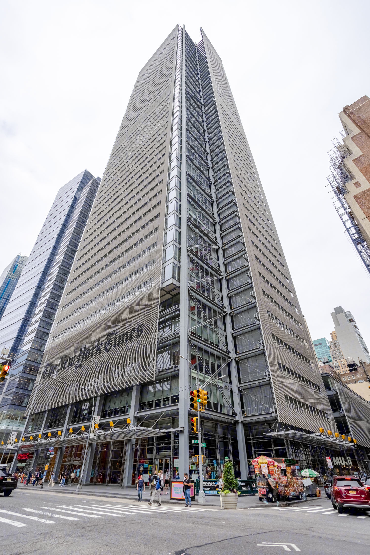 The New York Times Building - 620 Eighth Avenue, New York, NY Commercial  Space for Rent | VTS