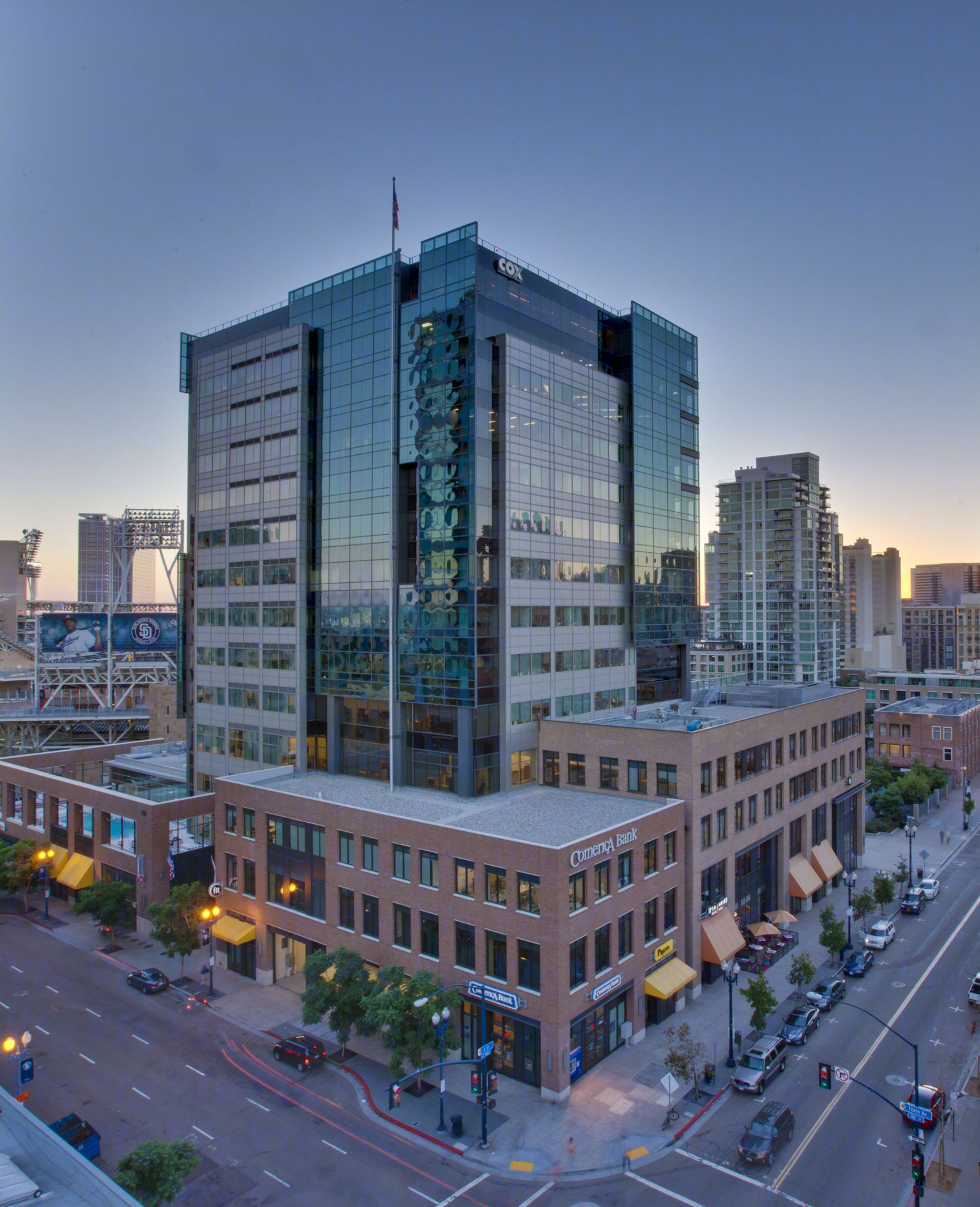 Building photo of DiamondView Tower - 350 10th Avenue