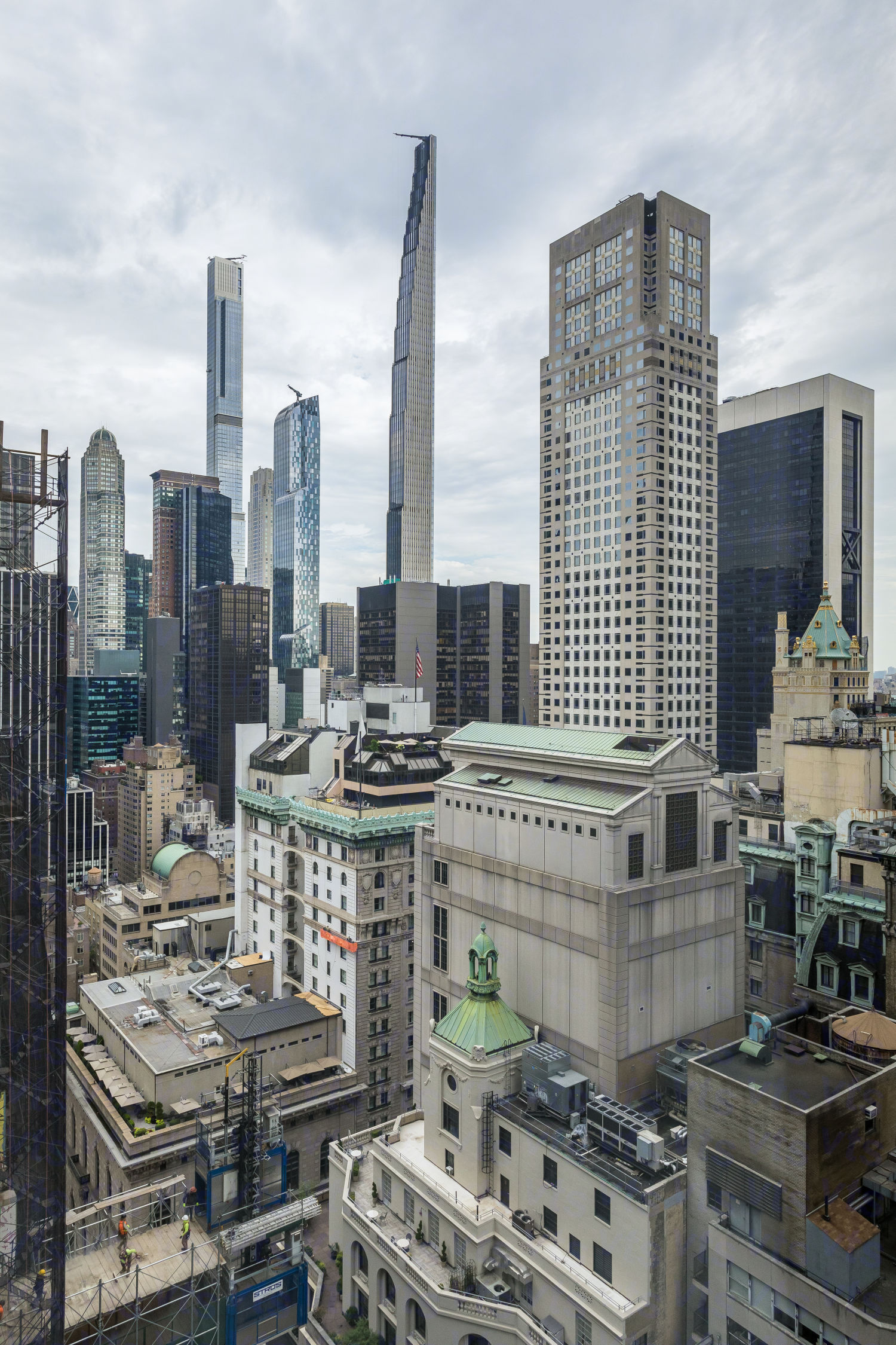 Partial 25th Floor, Suite 2504, 520 Madison Avenue