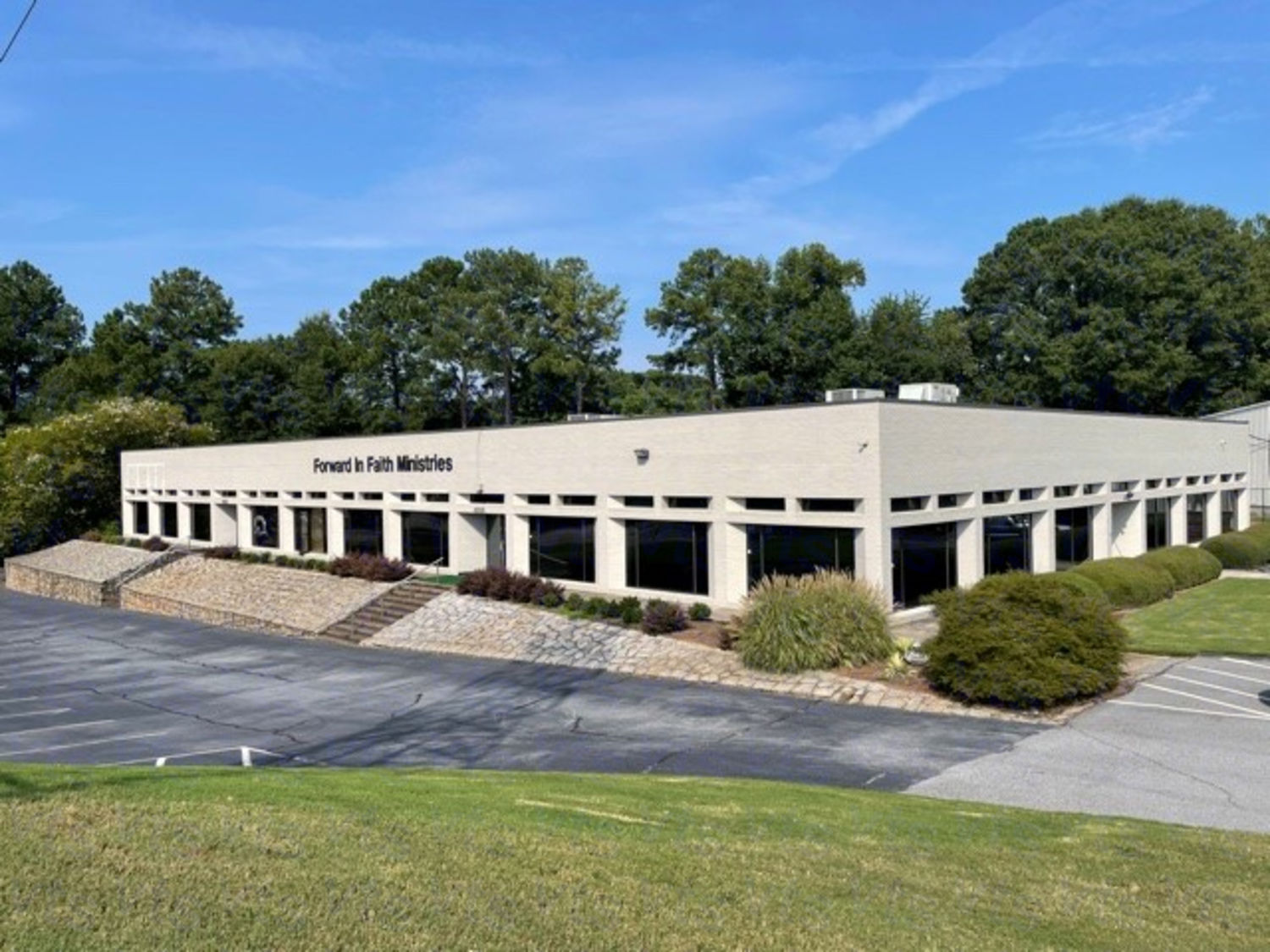 42204224 Pleasantdale Road, Doraville, GA Commercial Space for Rent VTS