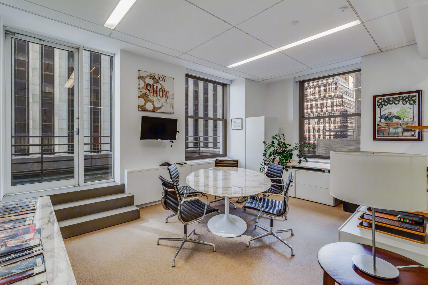 Rent, lease office 745 Seventh Avenue