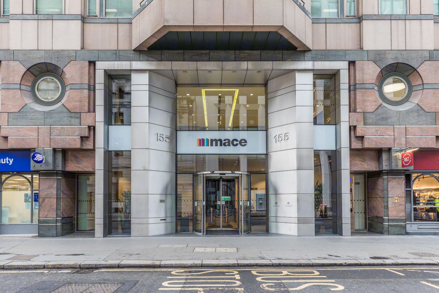 H and m moorgate store
