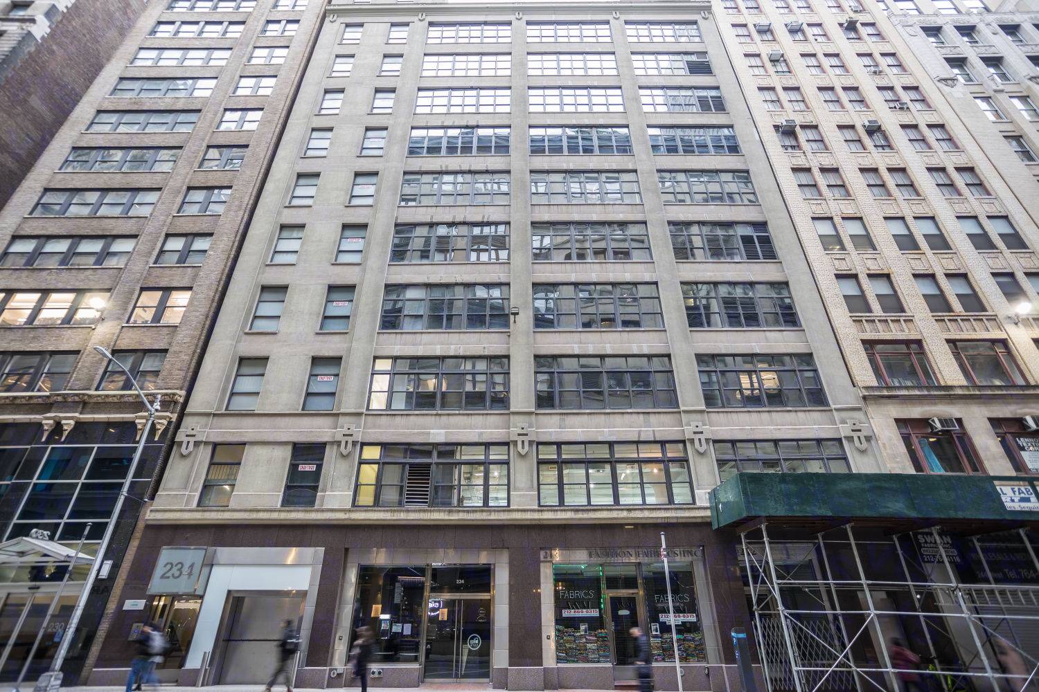 234 West 39th Street, New York, NY Commercial Space for Rent | VTS