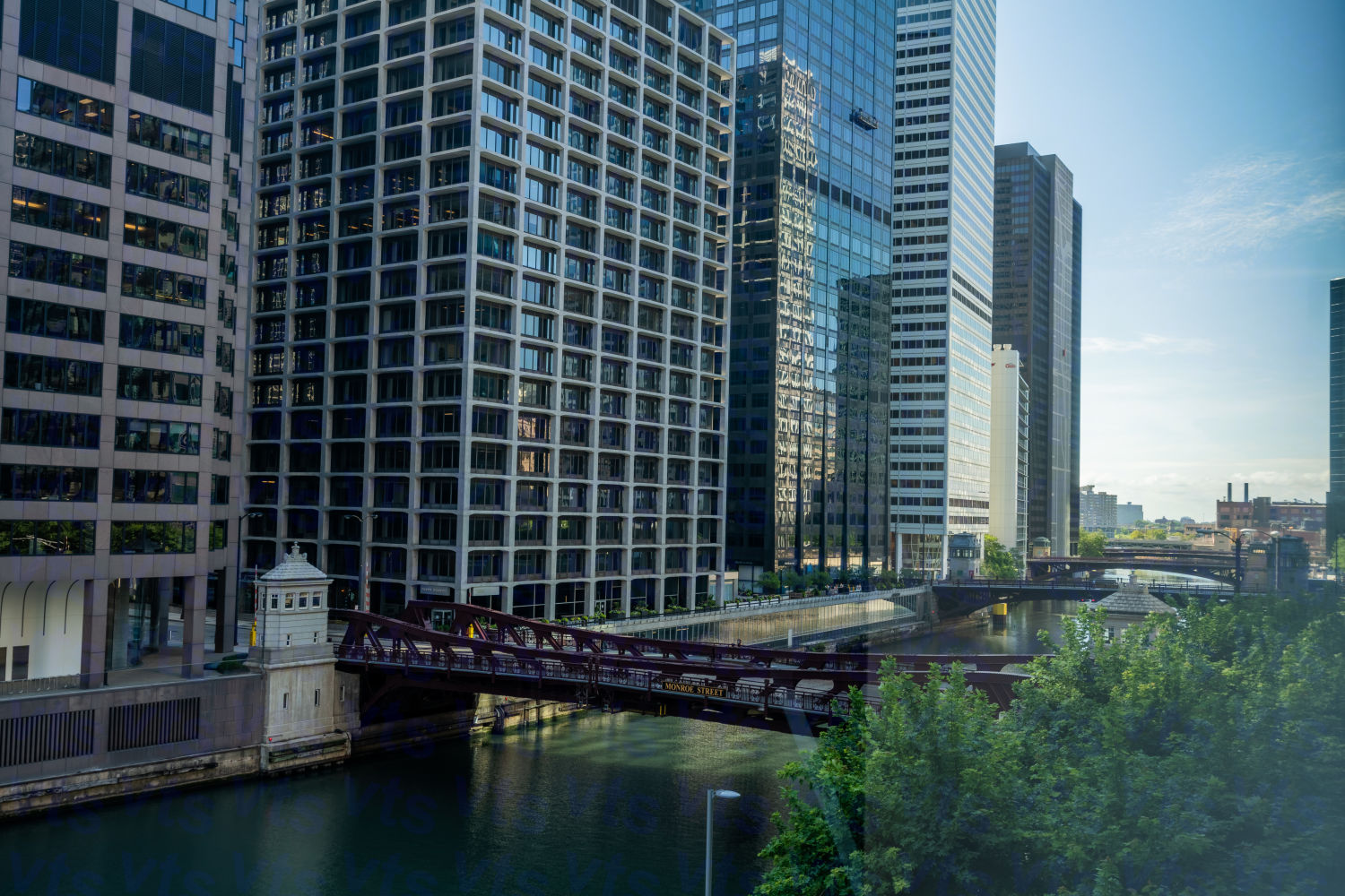 10 S Riverside Plaza, Chicago, IL Office Space for Rent | VTS