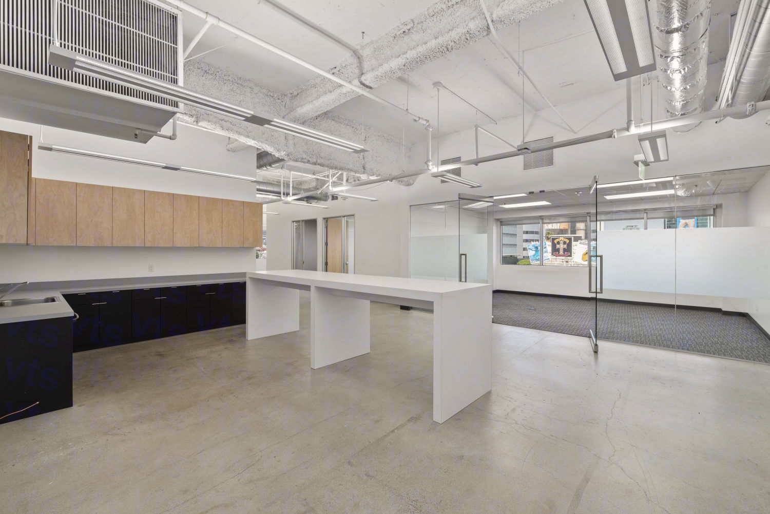 6430 Sunset Boulevard, Los Angeles, CA Commercial Space for Rent