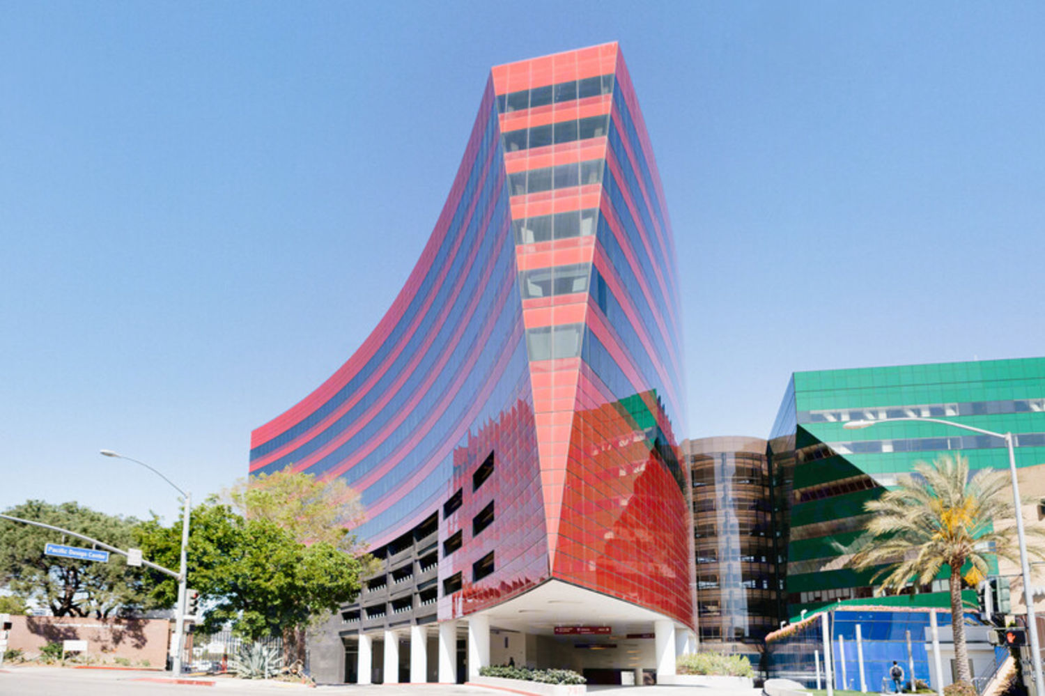 Pacific Design Center Red Building 750 North San Vicente Boulevard