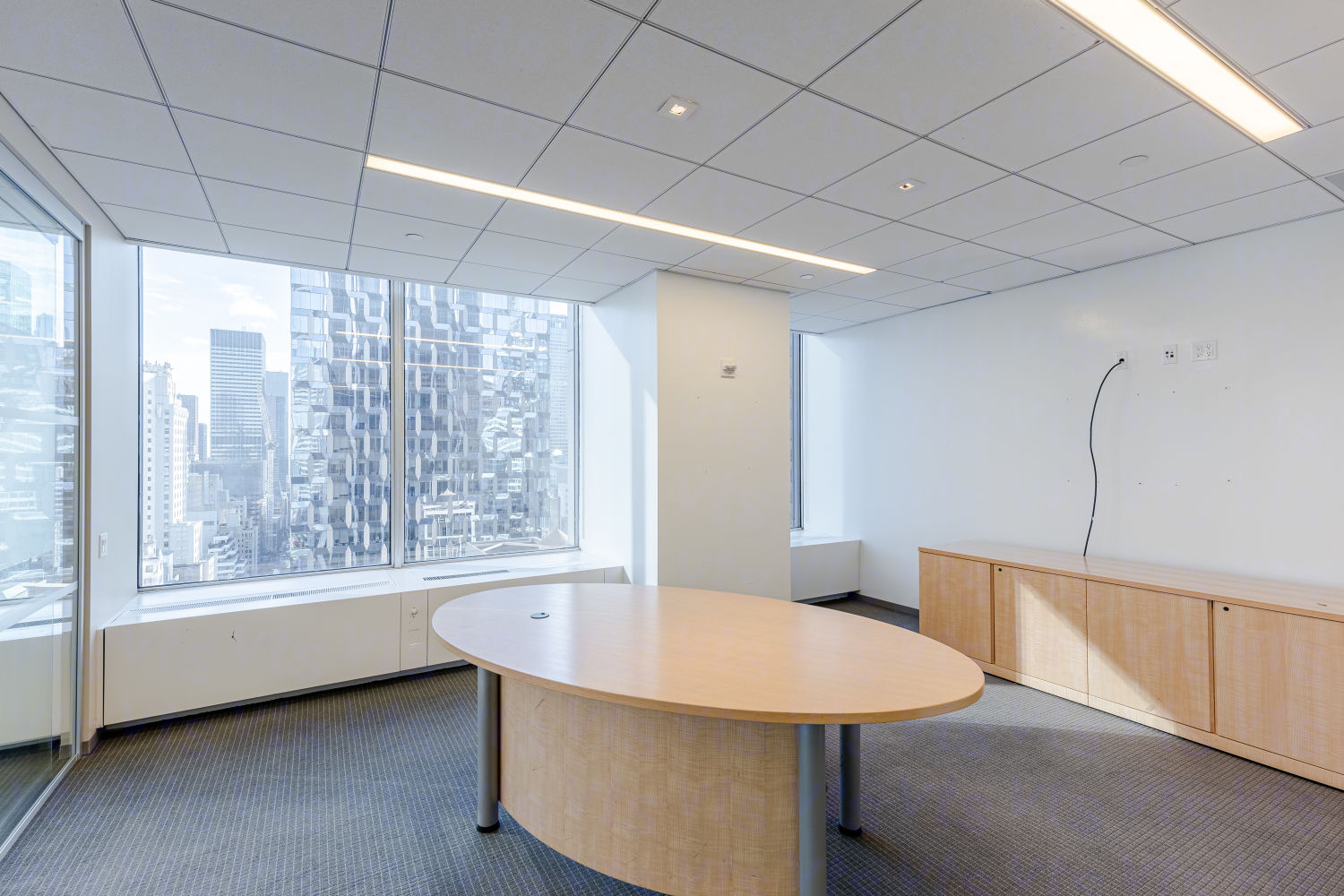 Entire 26th Floor Commercial Space for Rent at 1185 6th Avenue | VTS