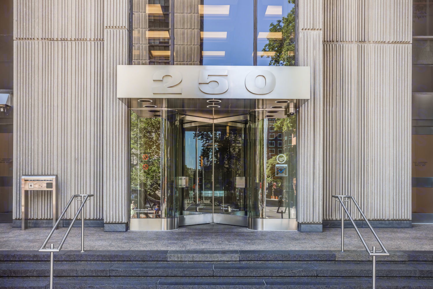 Office For Lease — 160 Bloor Street East, Toronto, Ontario, Canada