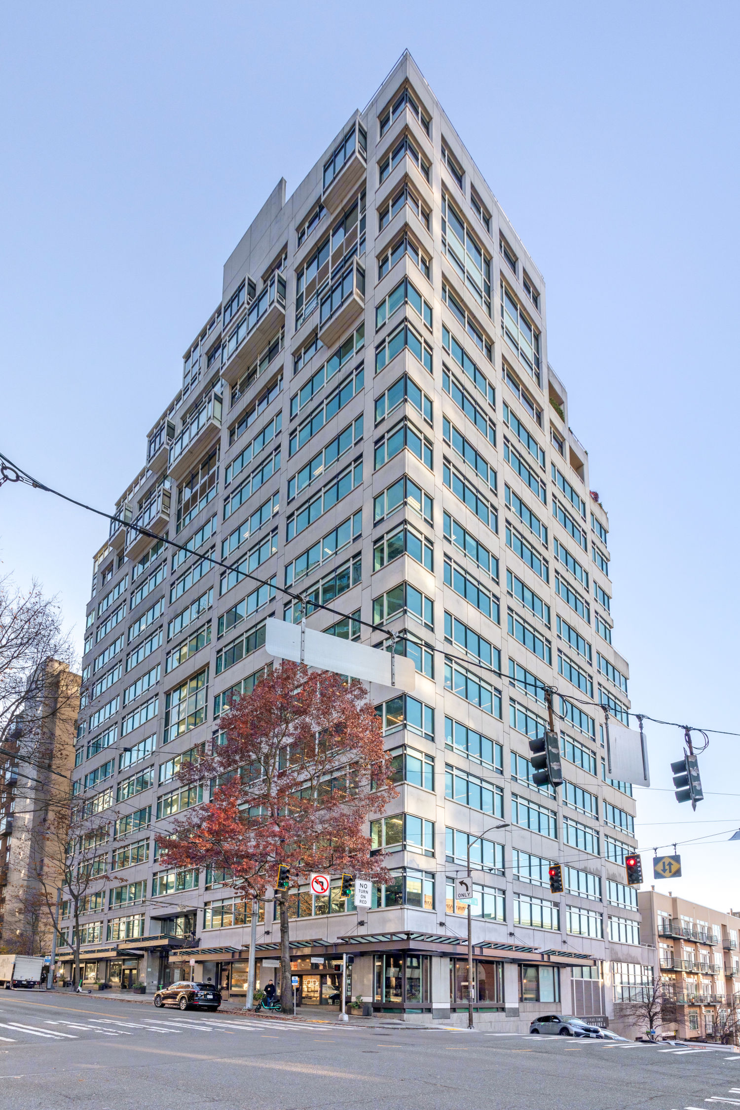 Market Place Tower - 2025 First Avenue, Seattle, WA Commercial Space for Rent  VTS