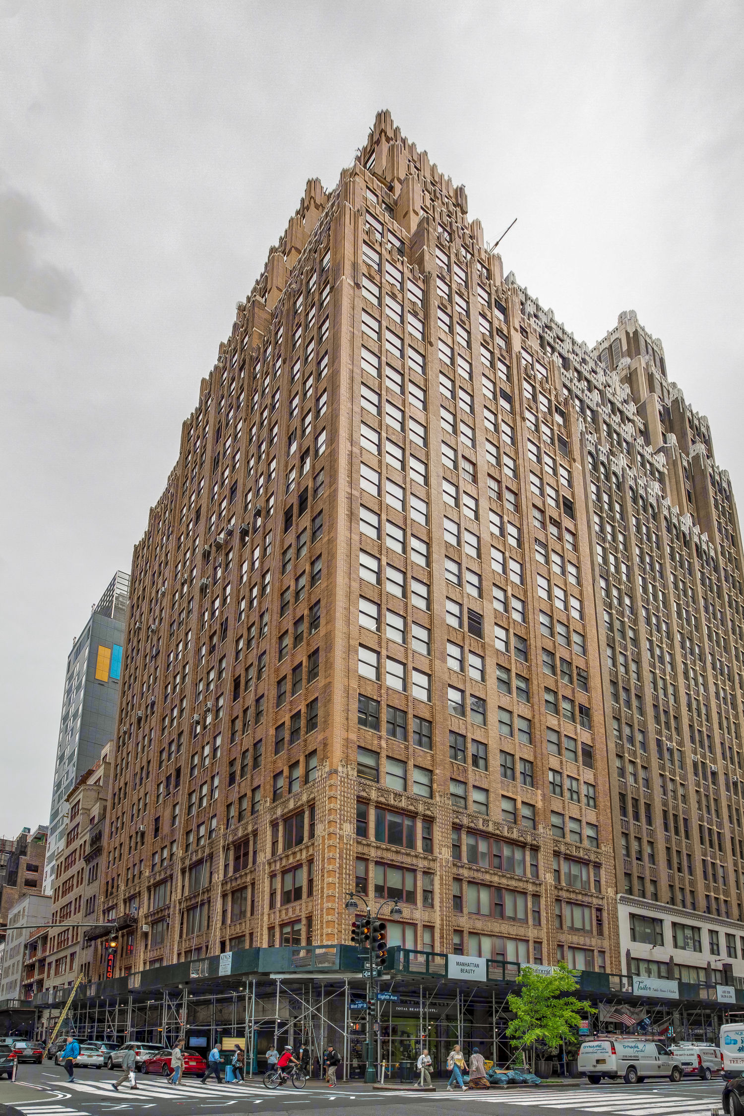 505-eighth-avenue-new-york-ny-commercial-space-for-rent-vts