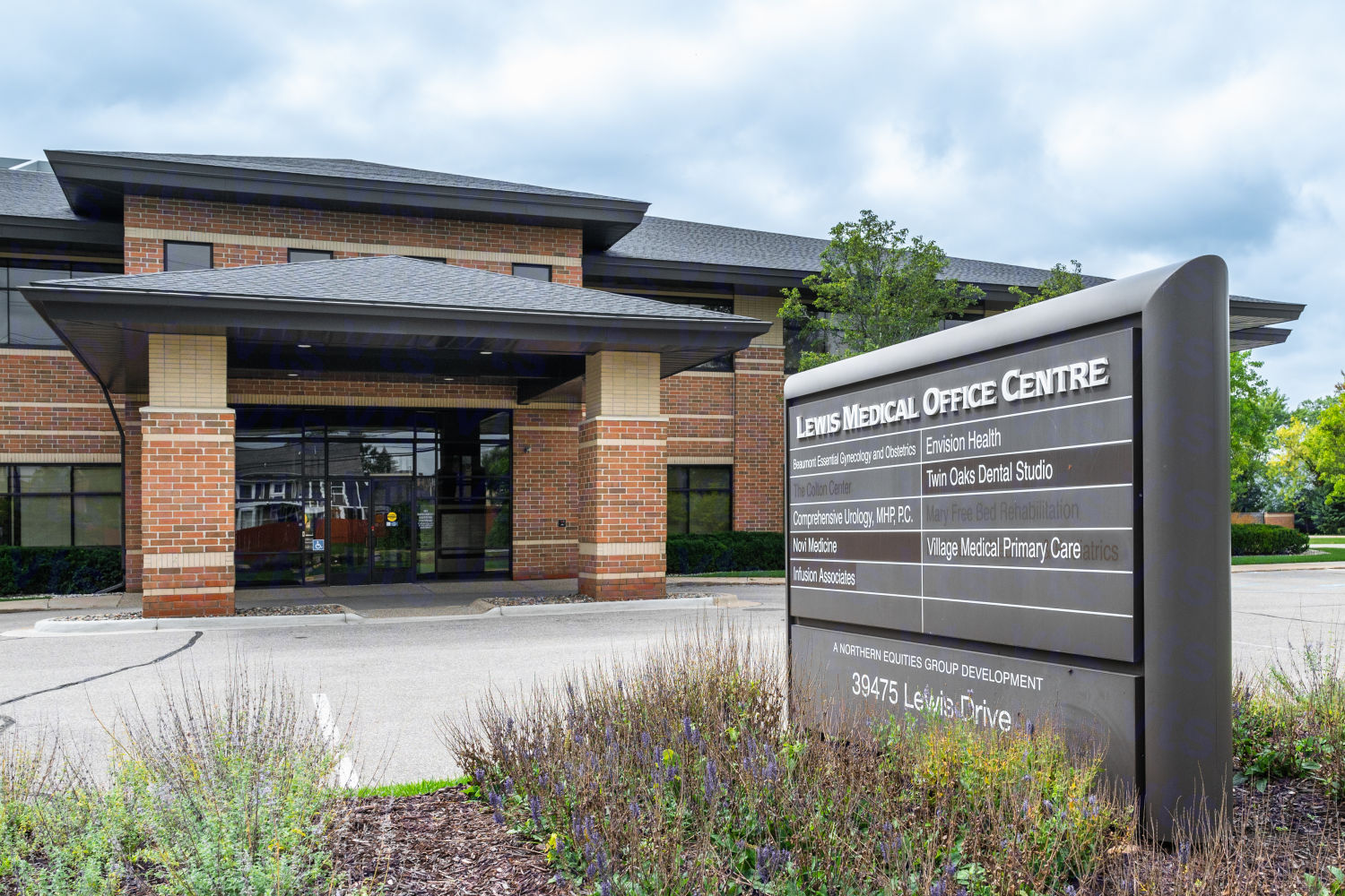 Lewis Medical Office Center 39475 Lewis Drive Novi MI