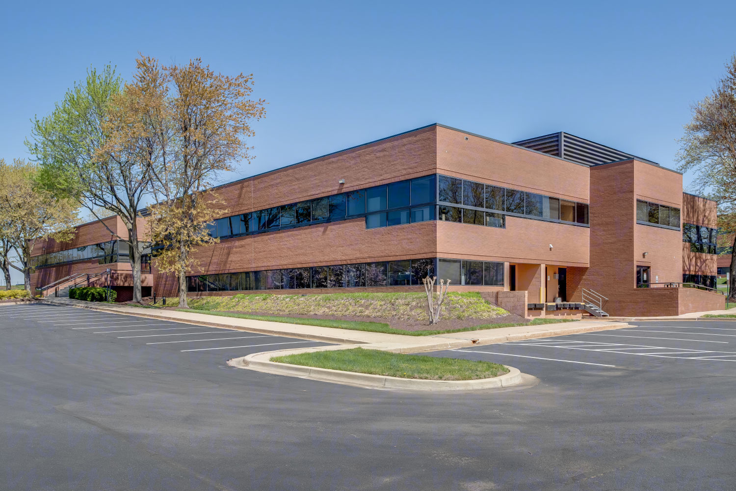 20 Firstfield Road, Gaithersburg, MD Commercial Space for Rent | VTS