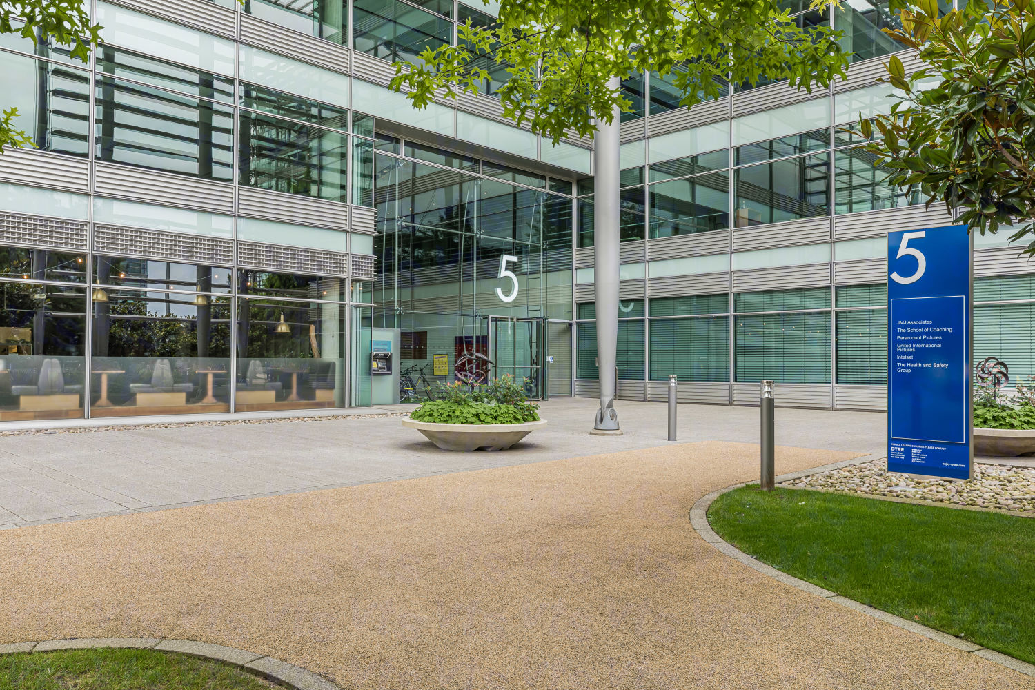 Partial Ground Floor Office Space for Rent at Chiswick Park, 566 ...