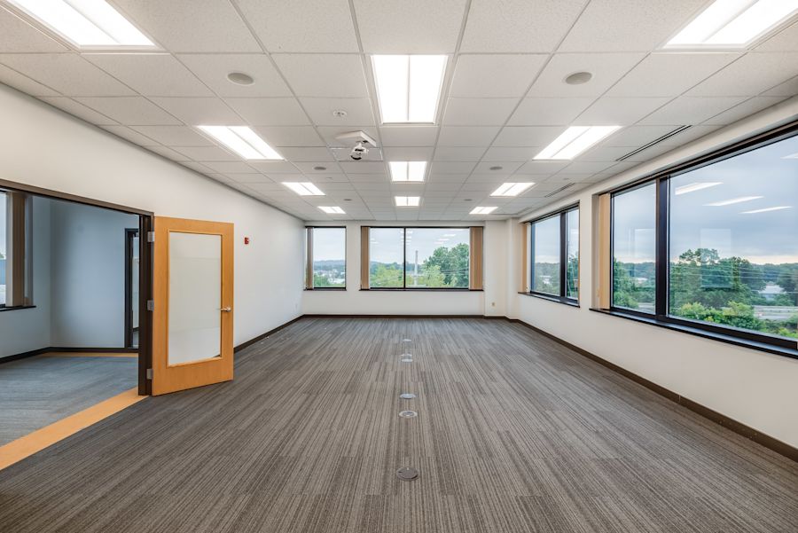 Room 3 - Entire 4th Floor, Suite 400 - 41 Wellman Street - Connector Park