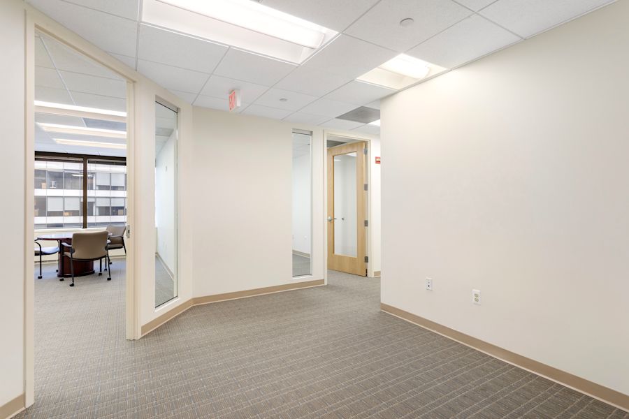 Reception - Partial 8th Floor, Suite 890 - 1020 19th Street