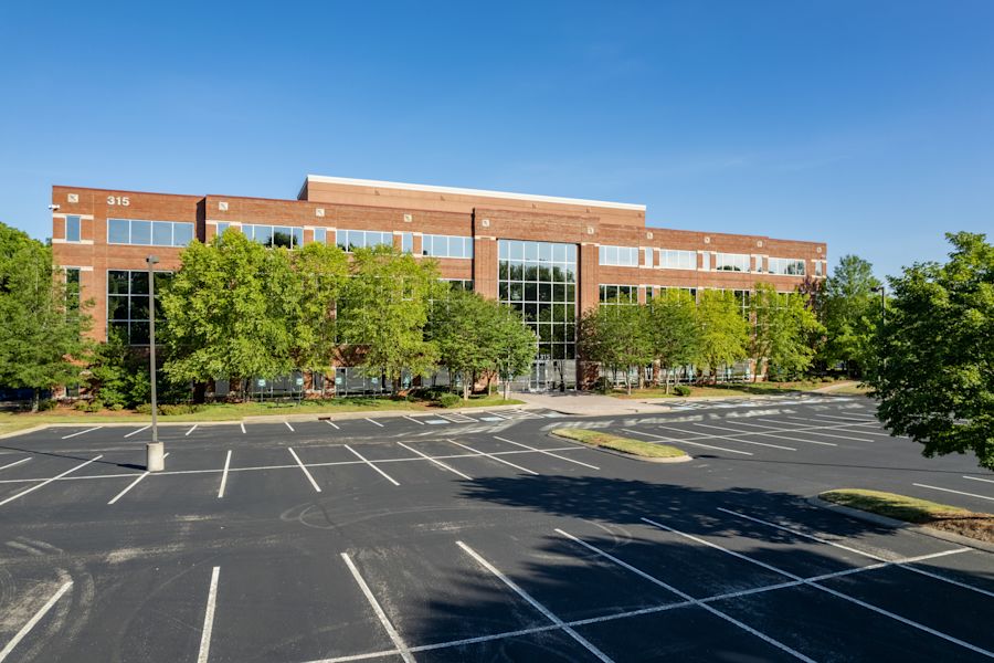 Aspen Grove Office Center - 315 + 341 Cool Springs Boulevard