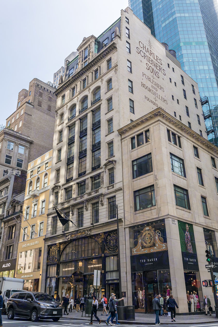 597 Fifth Ave, New York, NY Commercial Space for Rent | VTS