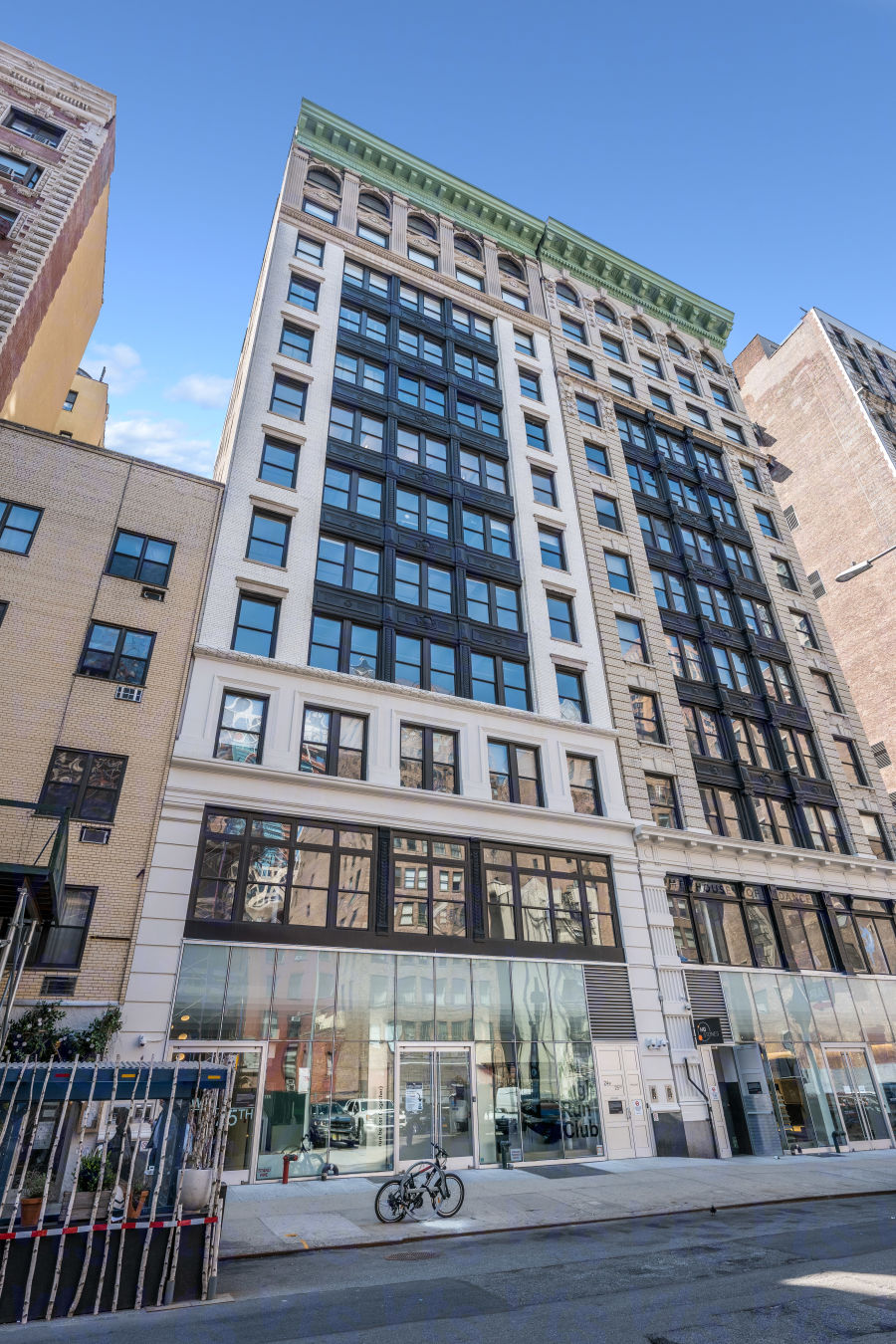 24-28 West 25th Street, New York, NY Commercial Space for Rent | VTS