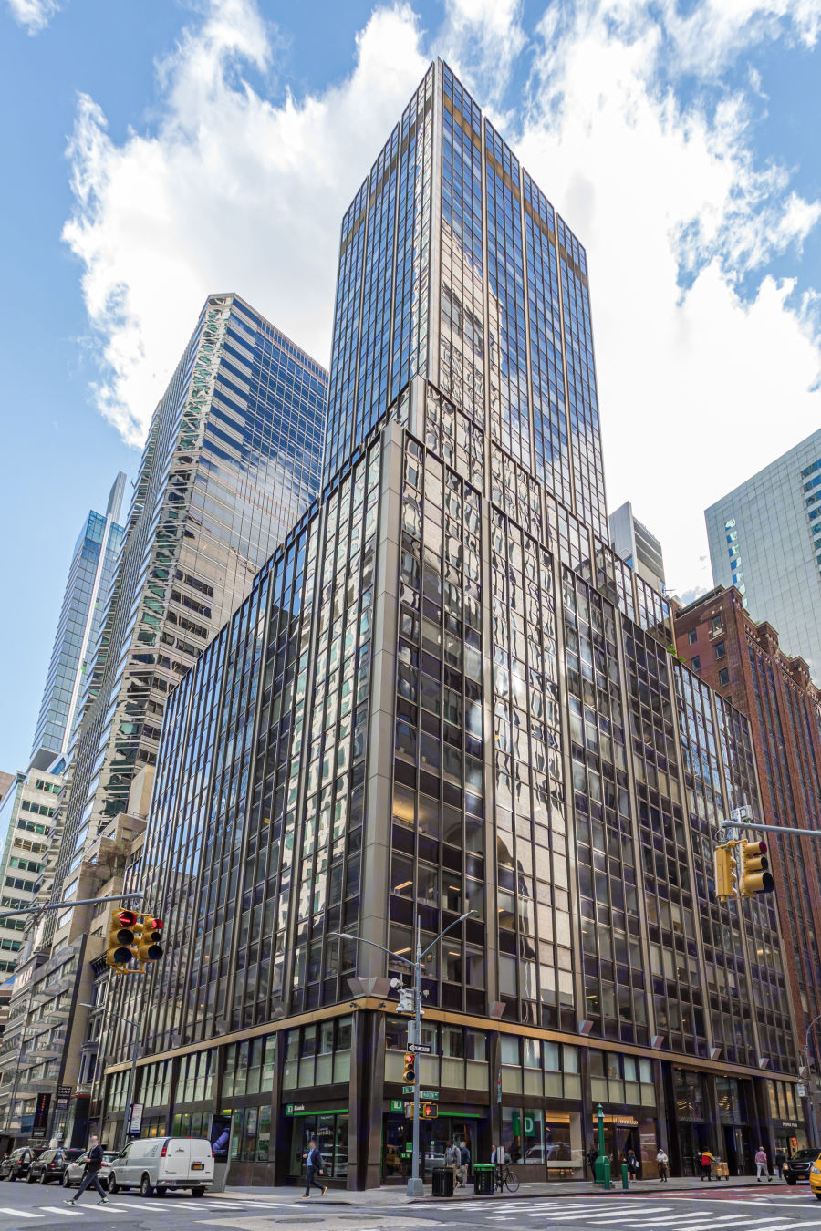 555 Madison Avenue, New York, NY Commercial Space for Rent VTS