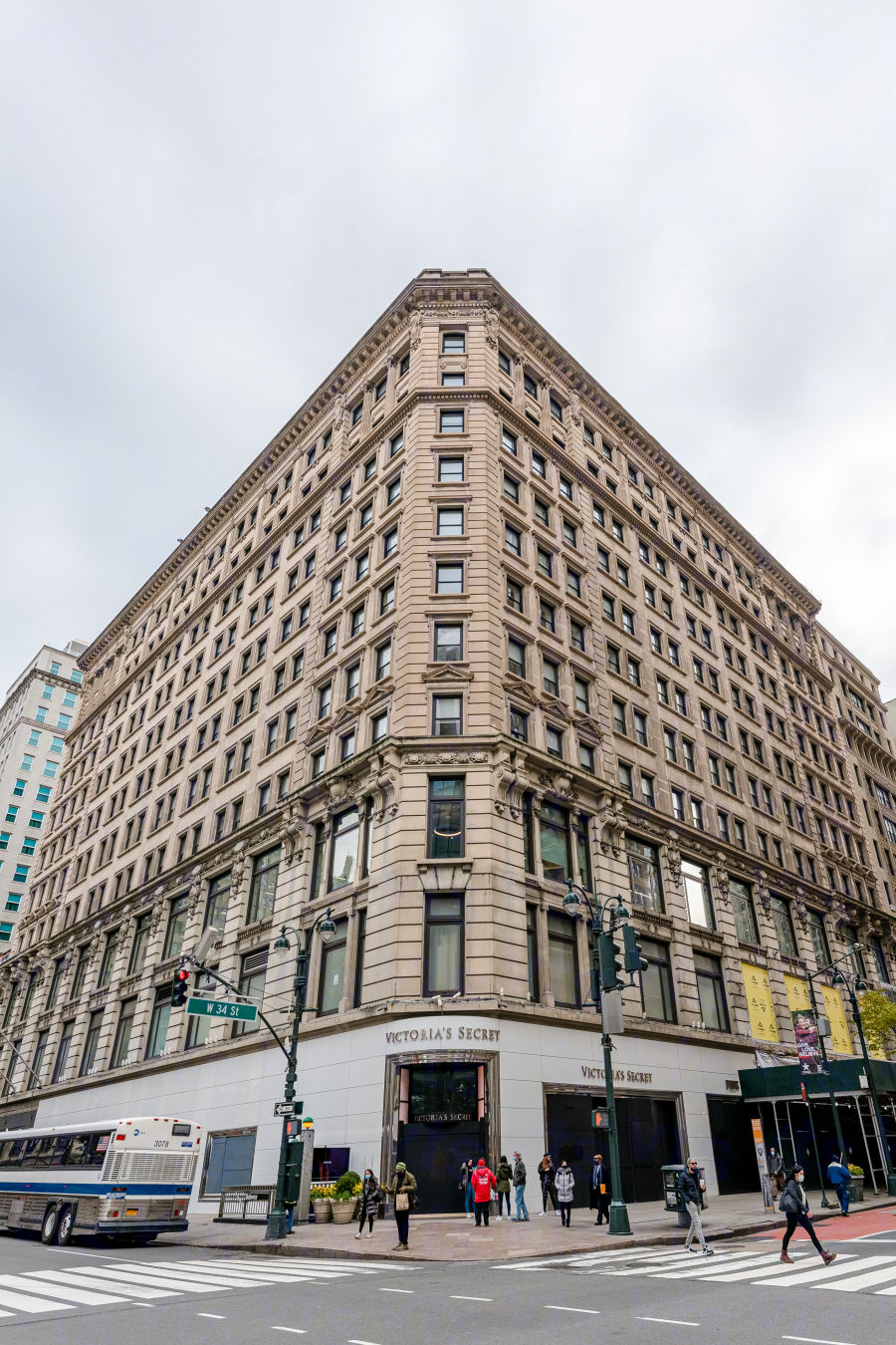 2 Herald Square, New York, NY Commercial Space For Rent | VTS