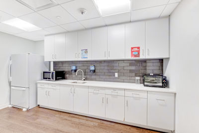 Kitchen 1, Partial 8th Floor, Suite 850, Willow Oaks Corporate Center, 8260 Willow Oaks Corporate Drive