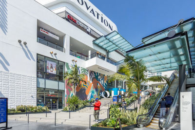 Ovation Hollywood, 6801 Hollywood Boulevard