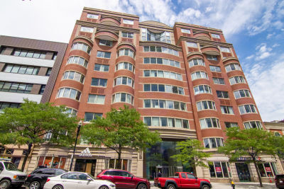 855 Boylston Street
