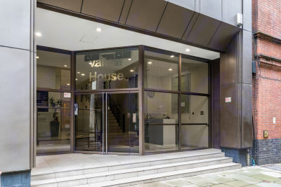 Valiant House, 4-10 Heneage Lane