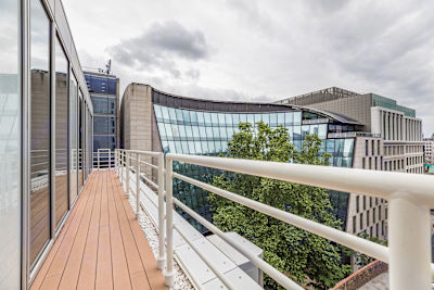 Entire Level 7, 3 Noble Street