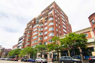 855 Boylston Street